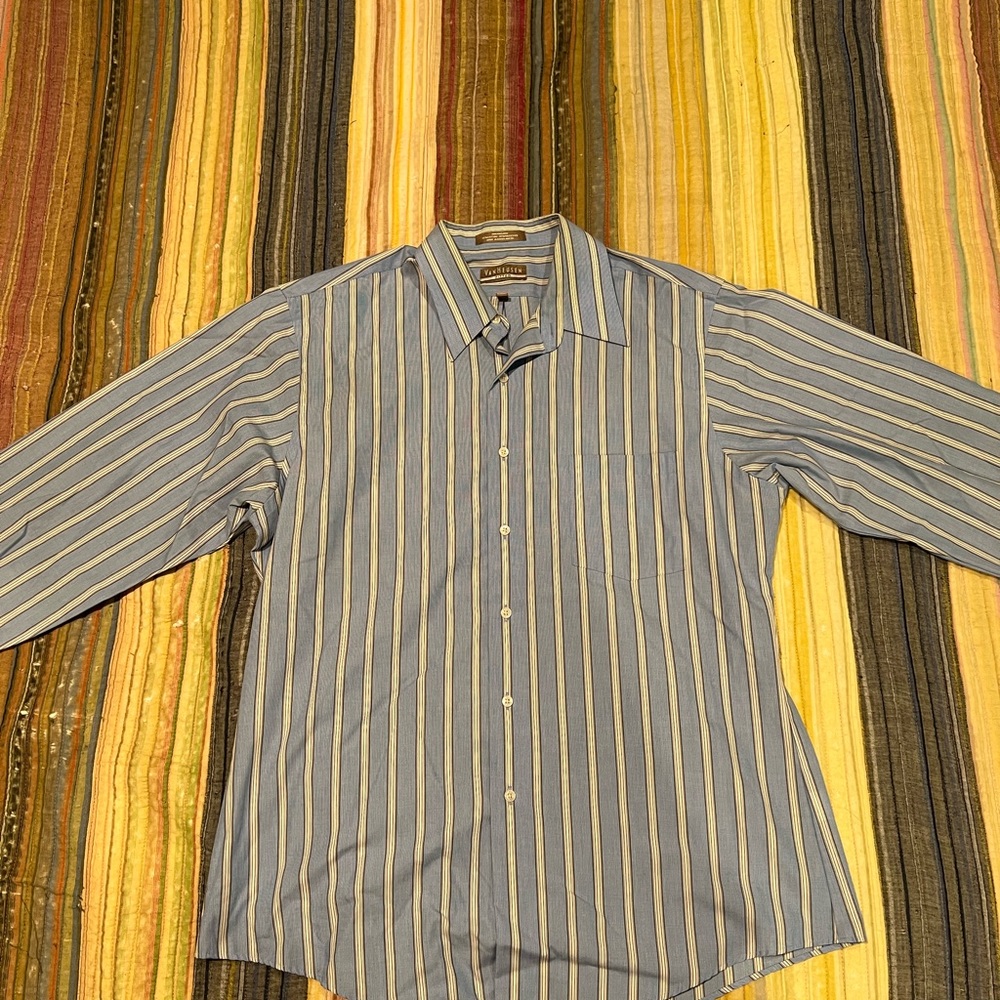 Van Heusen Men’s Dress Shirt